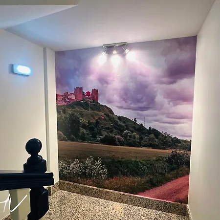 Hostal Valderas 호텔 *