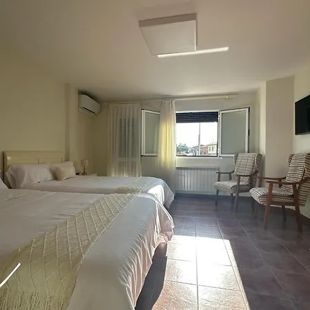 Hostal Valderas