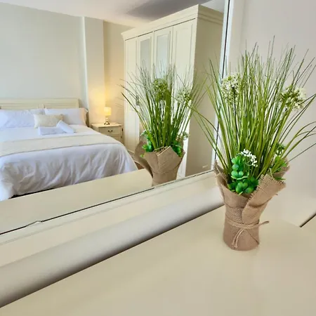 Hostal Valderas 호텔 Valderas (Castile and Leon)